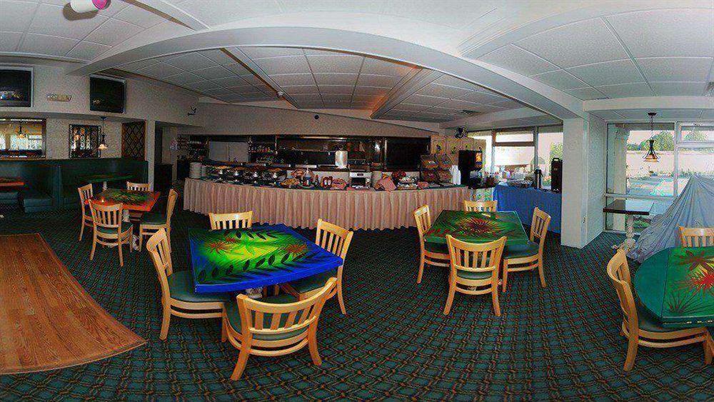 Quality Inn & Conference Center Maple Shade Buitenkant foto